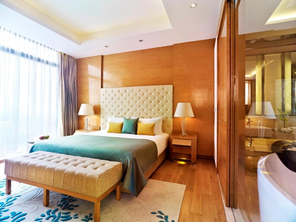 ทัช ซิตี้เซ็นเตอร์ - คุรุคราม Hotel คูร์เคาน์ ภายนอก รูปภาพ A bedroom at the hotel