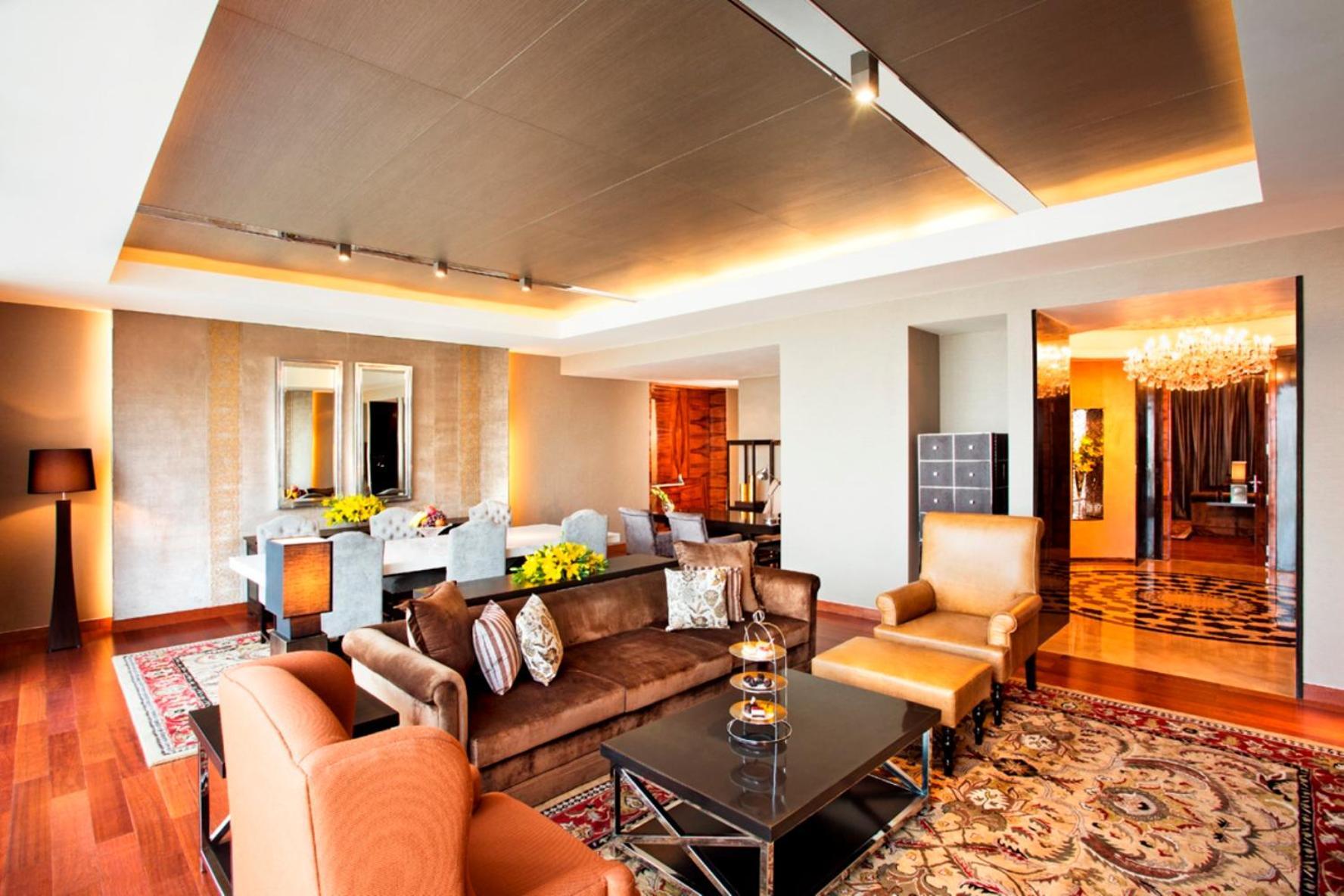 ทัช ซิตี้เซ็นเตอร์ - คุรุคราม Hotel คูร์เคาน์ ภายนอก รูปภาพ Presidential Suite